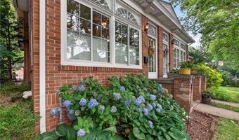 2445 W Allen St, Allentown, PA 18104