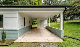 1806 Kingsley Dr, Albemarle, NC 28001