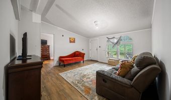 64 Favor Rd, Camden, SC 29020