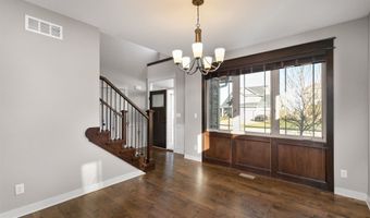 2107 NE 17th St, Ankeny, IA 50021