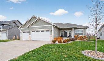 705 35th St SW, Altoona, IA 50009