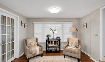 749 Park Ave, Belford, NJ 07718