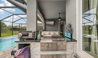 6617 PARK STRAND Dr, Apollo Beach, FL 33572