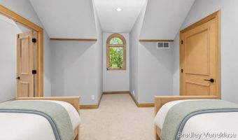 7635 Sandy Hollow Dr SE, Alto, MI 49302