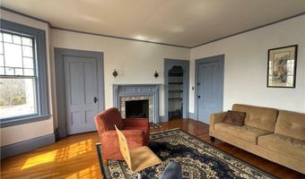 342 Broadway, Newport, RI 02840