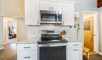 818 W MARQUETTE St, Appleton, WI 54914