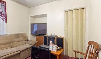 22 Parsons Ave, East Providence, RI 02914