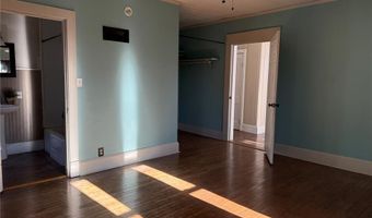 3317 Jackson St, Alton, IL 62002