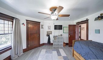 464 S Meridian St, Blackfoot, ID 83221