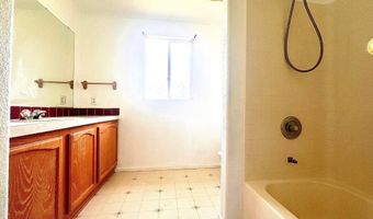 5321 Pine St, Anderson, CA 96007