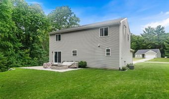 1672 E Ryan Woods Cir, Allegan, MI 49010