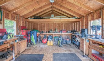 652 Tommy Eiland Rd, Baker, FL 32531