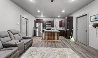 731 County Road 356, Adkins, TX 78101