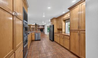 866 N 12Th St, Arkadelphia, AR 71923