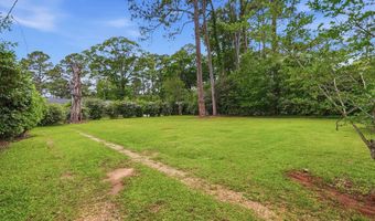 1812 Dawson Rd, Albany, GA 31707