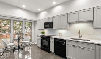 7822 ORACLE Pl, Potomac, MD 20854