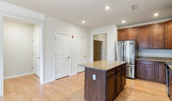 1 Francis Dr 211, Andover, MA 01810
