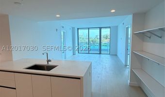 9221 E Bay Harbor Dr 309, Bay Harbor Islands, FL 33154