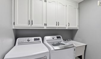 3501 N MORRISON St, Appleton, WI 54911