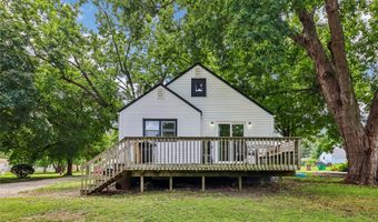 601 1st St E, Altoona, IA 50009
