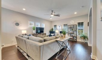 624 WINTERSIDE Dr, Apollo Beach, FL 33572