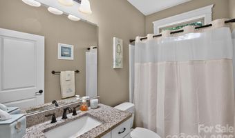 14 Wood Path Ln, Arden, NC 28704