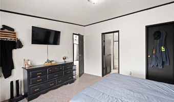 1323 W Kenwood Dr, Austin, IN 47102