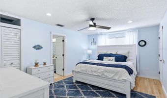 517 KUMQUAT Dr, Anna Maria, FL 34216