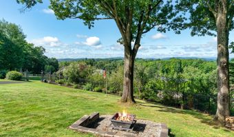 12 Sydney Ln, Cromwell, CT 06416