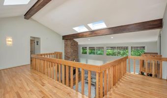 7708 Creekwood Ln, Amberley, OH 45237