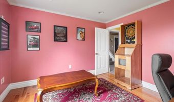 34 Goldsbury Woods Rd, Barre, VT 05641