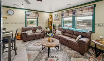 7424 Dulce Rd, Carlsbad, NM 88220