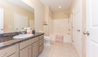 301 Scio Village Ct 262, Ann Arbor, MI 48103
