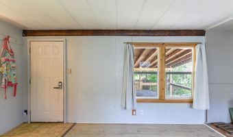 205 N C St, Albion, WA 99125