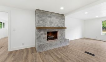 871 N BONITA Way E, Centerville, UT 84014