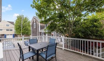 458 Thames St B, Newport, RI 02840