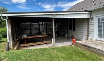 131 Lansworth Dr, Austinville, VA 24312