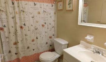 50 Greenhouse Rd 10A, Bridgeport, CT 06606