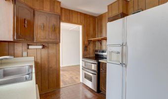 4113 PINERIDGE Dr, Annandale, VA 22003
