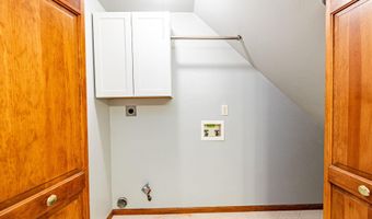 306 Rathert Ct, Auburn, IN 46706