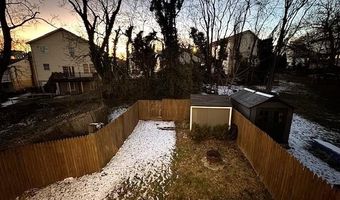 2120 S LOWELL St, Arlington, VA 22204