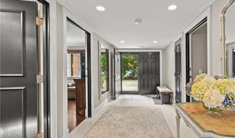 111 Harrison Ave B4, Newport, RI 02840
