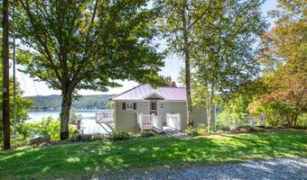 1661 1662 Pageant Park Rd, Barton, VT 05822