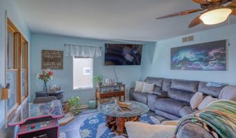 121 S SANDPIPER Dr, Dover, DE 19901