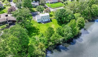 17 Alan Ave, Danbury, CT 06811