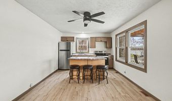 2896 Plattevale Dr, Ashland, NE 68003