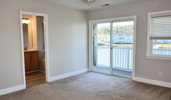 10900 HOLYSTONE Ln 202, Berlin, MD 21811