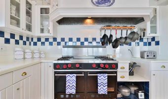 21951 Tarragona Way, Astor, FL 32102