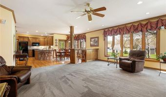 805 27th St SW, Austin, MN 55912