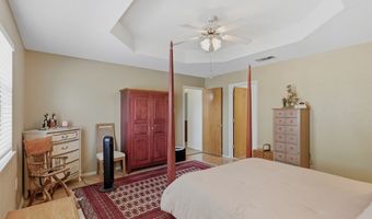 102 S Hackberry Dr, Alpine, TX 79830